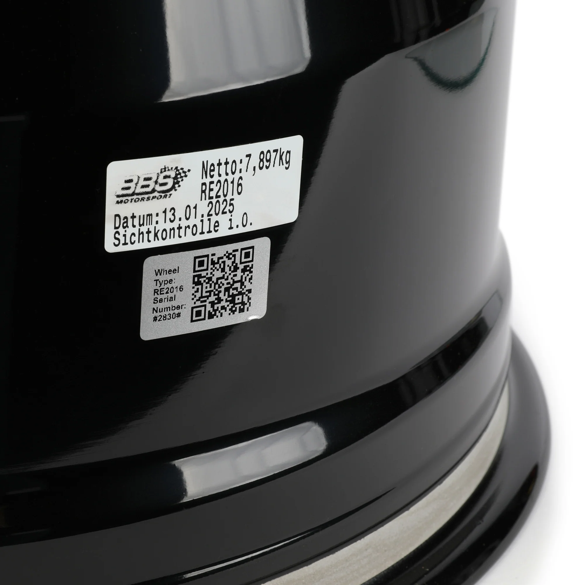 Mercedes AMG Petronas 2025 Front Wheel Rim Table - Image 5